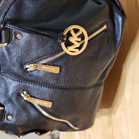 Michael Kors Bag - Picture 2 of 8